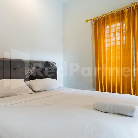 Teratai Guesthouse At Rs Adam Malik Medan Mitra Reddoorz 외부 사진